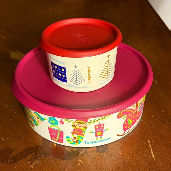 Tupperware Other - TUPPERWARE ONE TOUCH CHRISTMAS BUNDLE SET